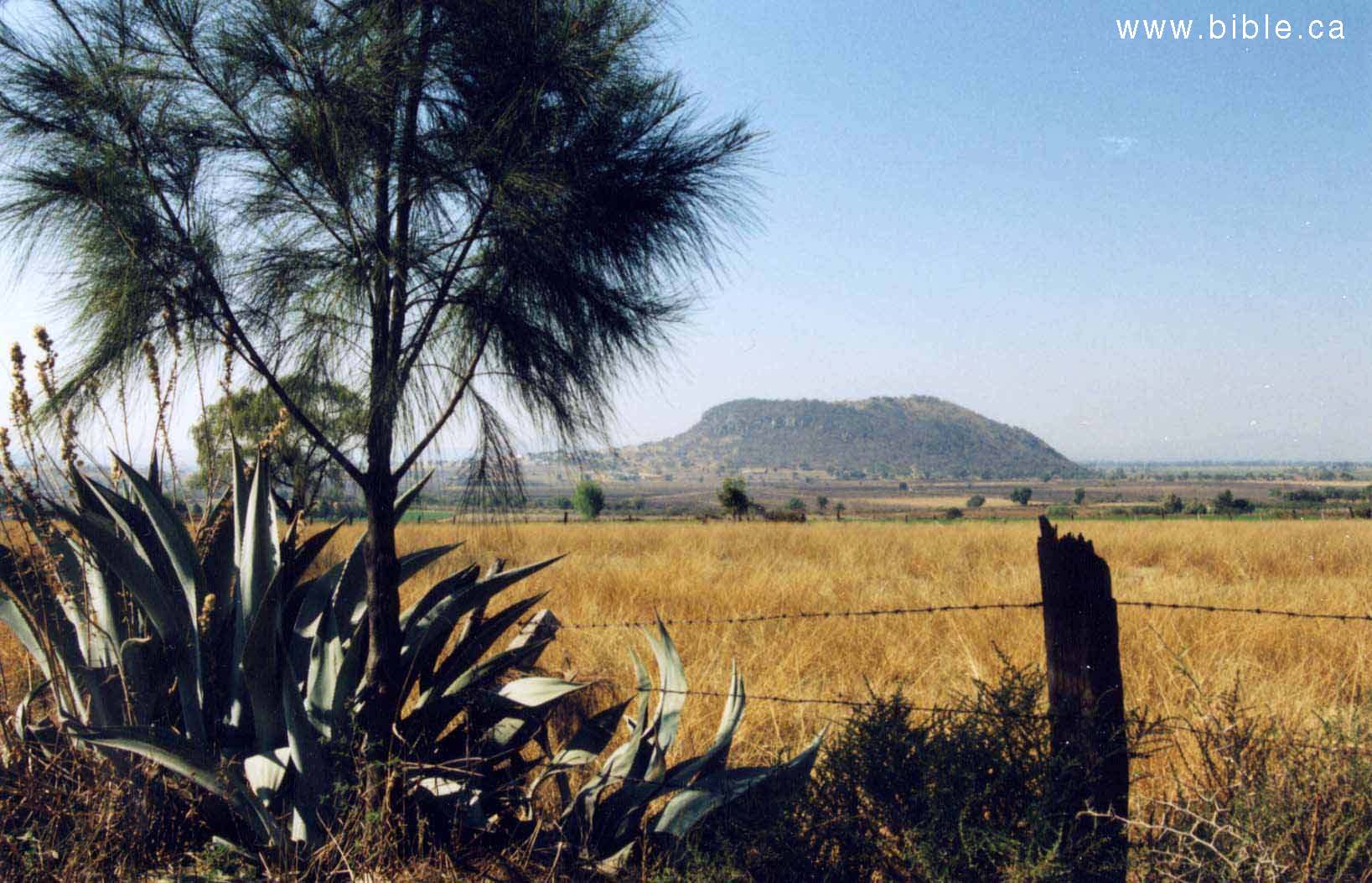 acambaro-el-chivo-mountain.jpg